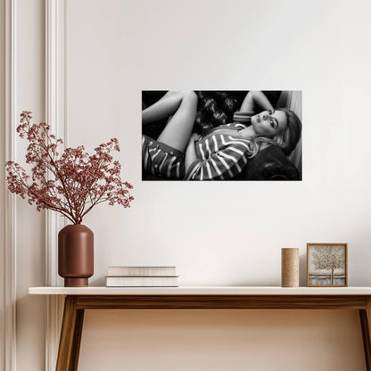 Margot Robbie Poster | Art Print - Celebrities Poster