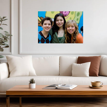 iCarly | Classic Show Art | TV Fan Poster - Movies & TV Poster