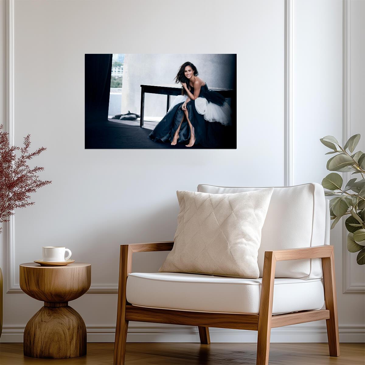Meghan Markle Wall Art | American Actress Poster - Celebrities Poster