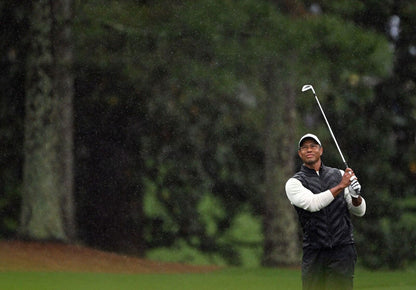 Tiger Woods Golf Swing in Rain | Golf Legend Poster | Sports Photography Art - Sports Poster