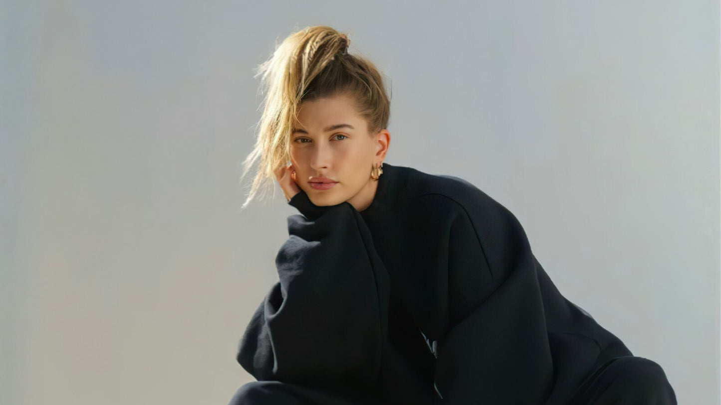 Hailey Bieber | Neutral Tone Print | Art Poster - Celebrities Poster