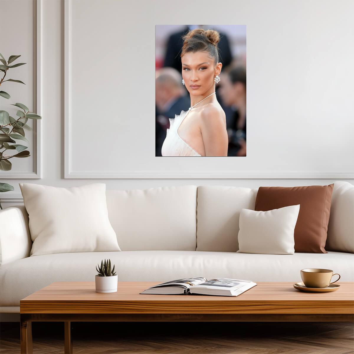 Bella Hadid Red Carpet Photo | High Fashion Model Poster | Celebrity Wall Art - Celebrities Poster