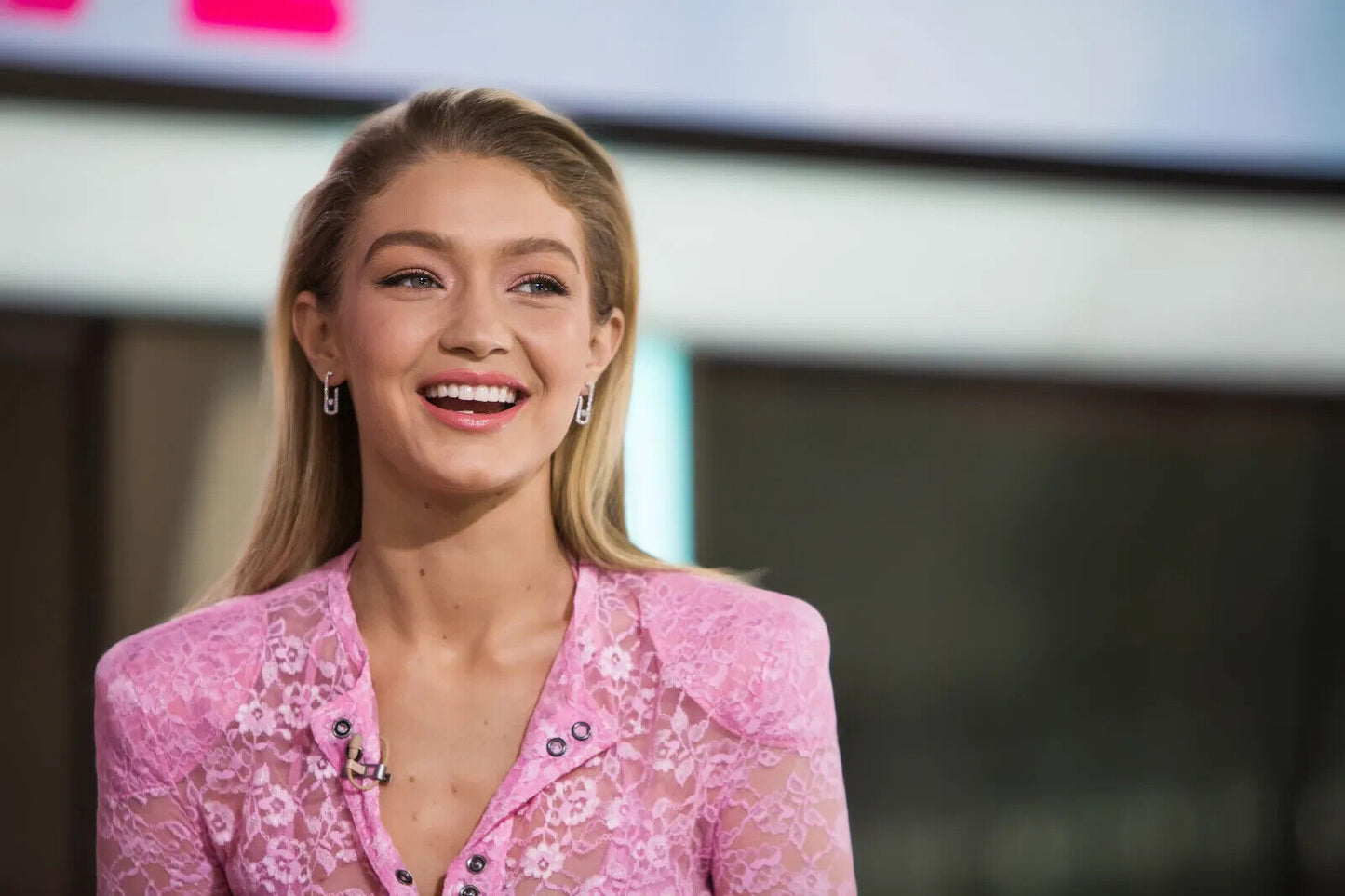 Gigi Hadid | Famous Model | Art Poster - Celebrities Poster