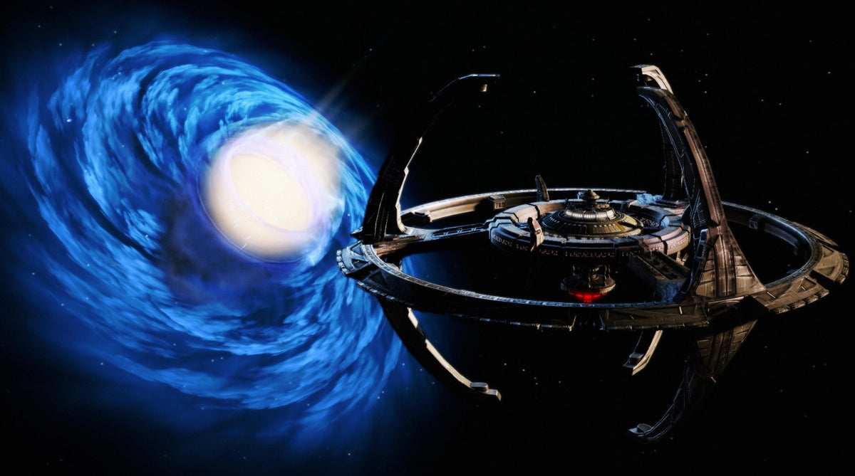 Star Trek Deep Space Nine TV Series Poster | Space Station Beside a Wormhole - Movies & TV Poster