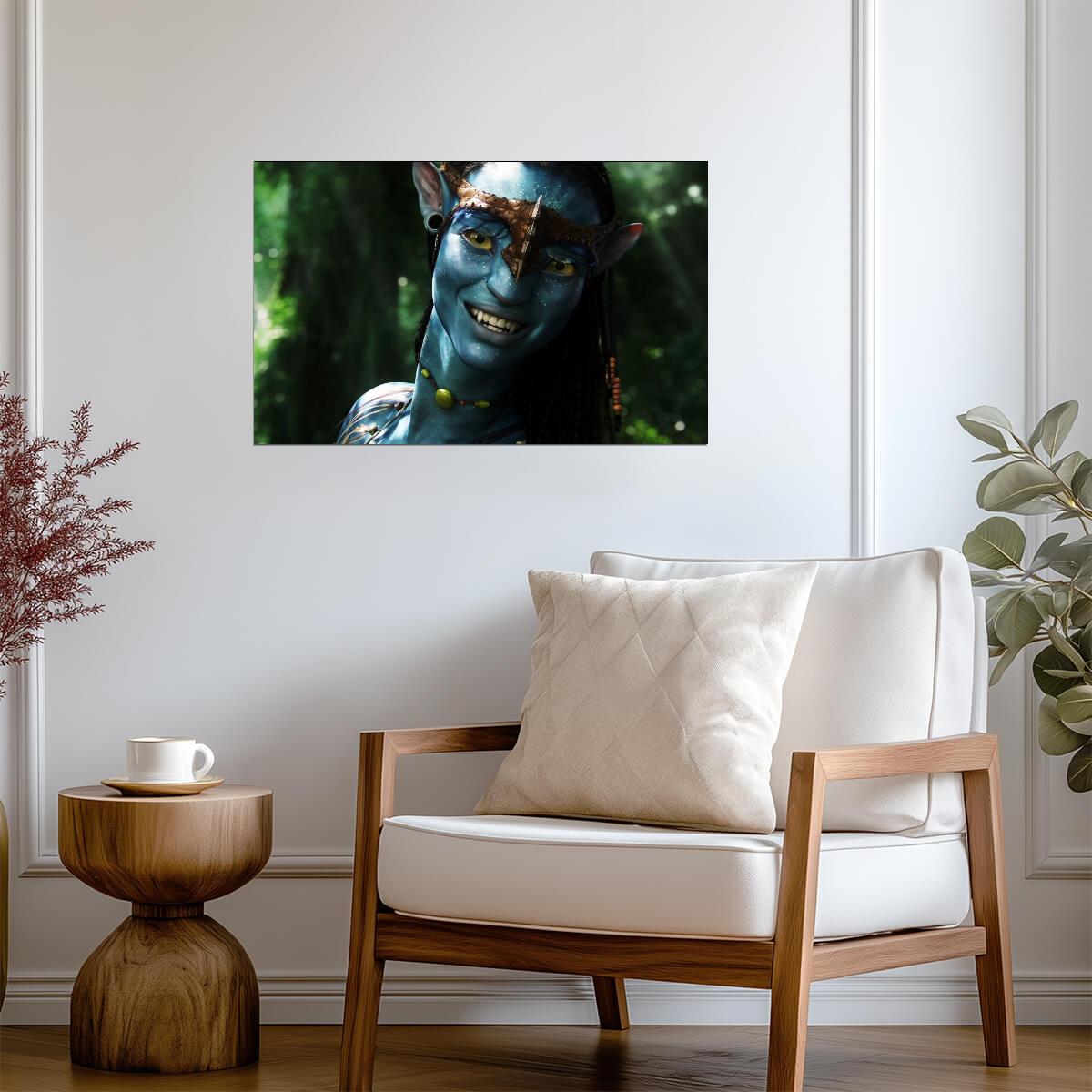Avatar 2009 Movie Poster | Neytiri Smiling in the Forest - Movies & TV Poster
