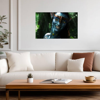 Avatar 2009 Movie Poster | Neytiri Smiling in the Forest - Movies & TV Poster