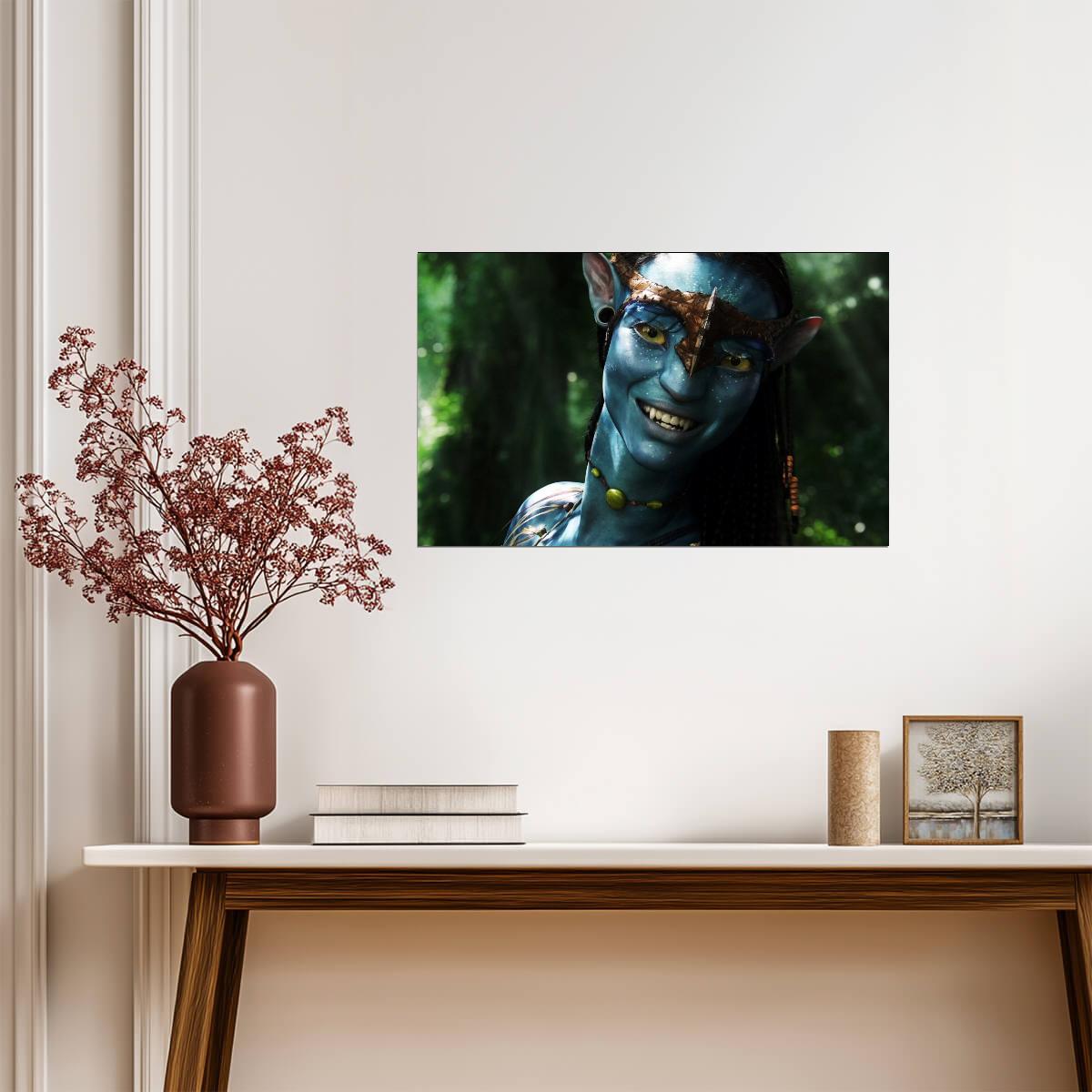 Avatar 2009 Movie Poster | Neytiri Smiling in the Forest - Movies & TV Poster