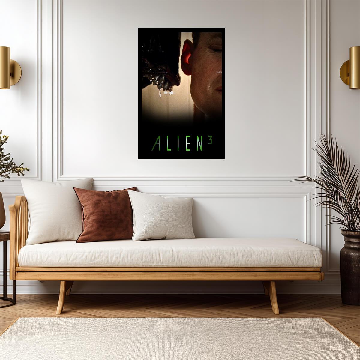 Alien 3 Horror Movie Poster | Ripley and Xenomorph - Movies & TV Poster