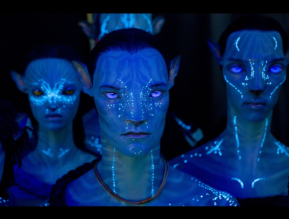 Avatar 2009 Movie Poster | Three Bioluminescent Na'vi Portraits - Movies & TV Poster