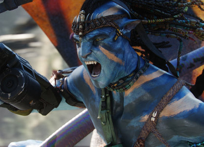 Avatar 2009 Movie Poster | Na'vi Warrior Charging with Rifle - Movies & TV Poster