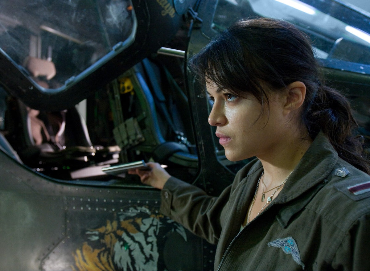 Avatar 2009 Movie Poster | Trudy Chacon in the Cockpit - Movies & TV Poster