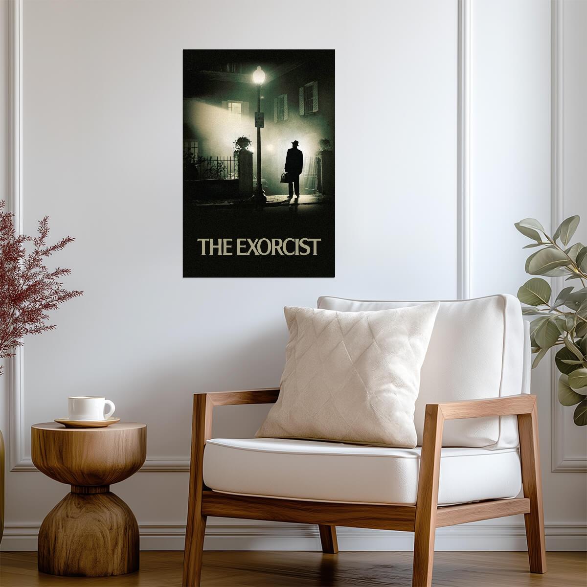 The Exorcist 1973 Movie Poster | Father Merrin Under the Streetlamp - Movies & TV Poster