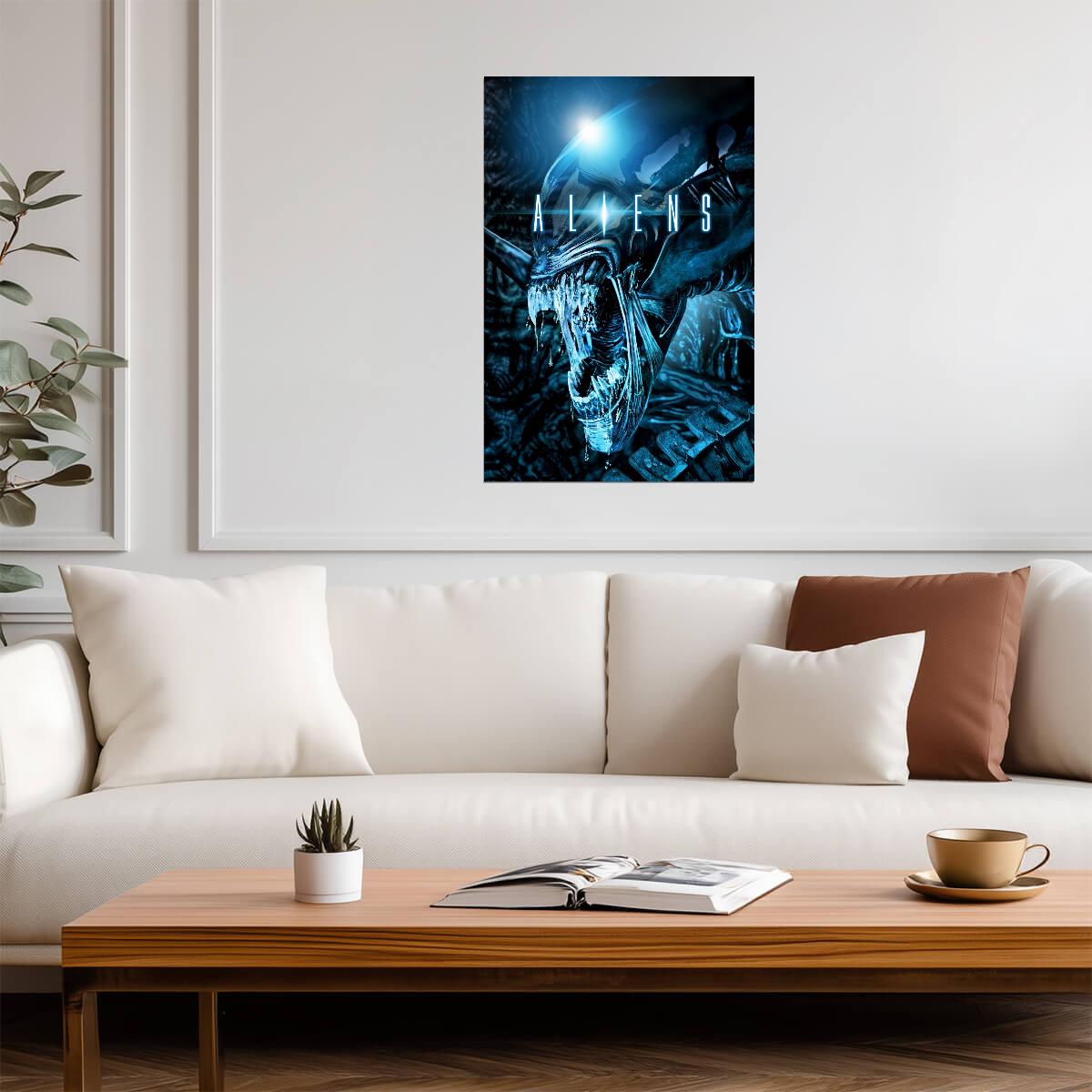 Aliens 1986 Horror Movie Poster | Xenomorph Queen | Blue Tones - Movies & TV Poster