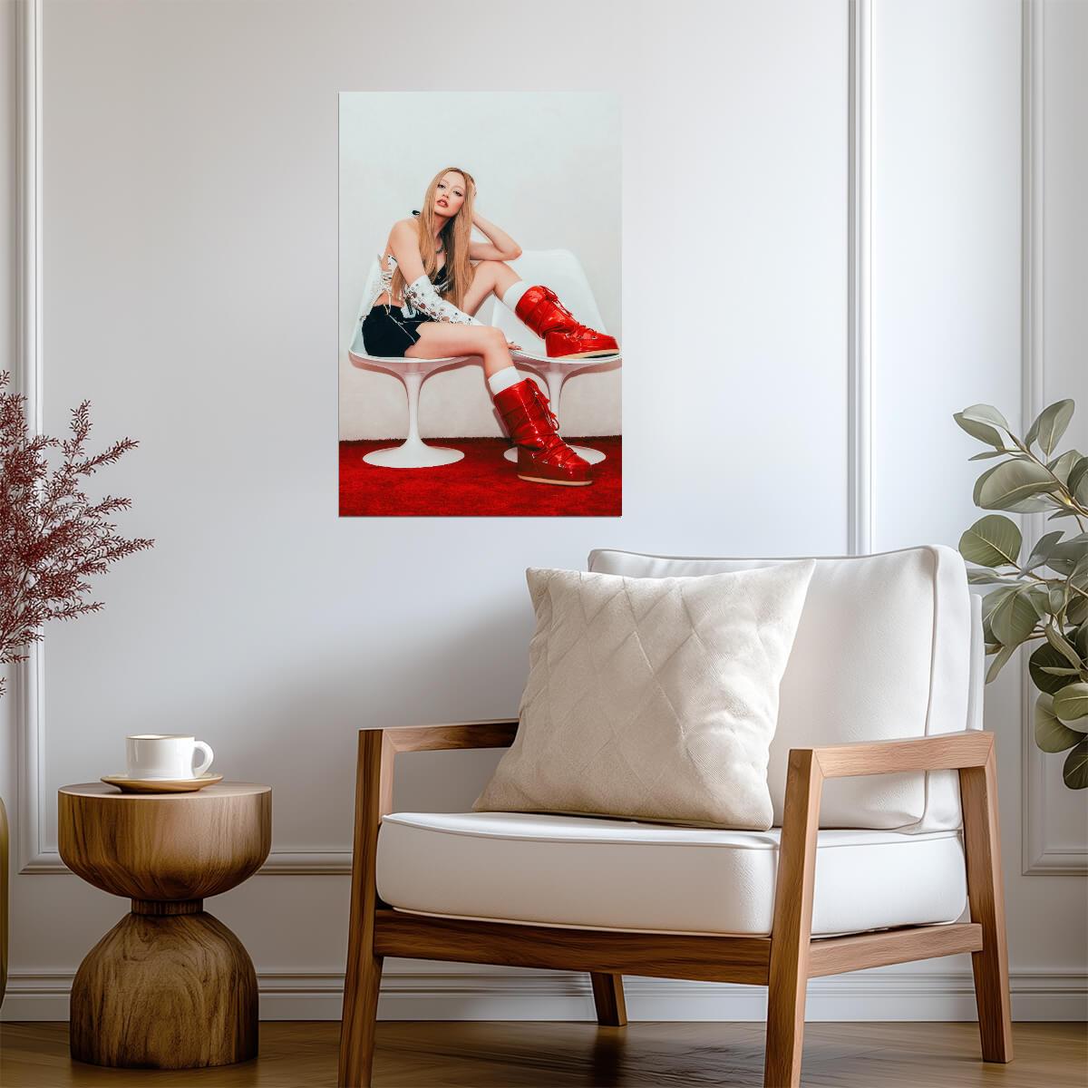 Girlset Kendall | Commas Concept | Warm Photo Poster - Music Poster