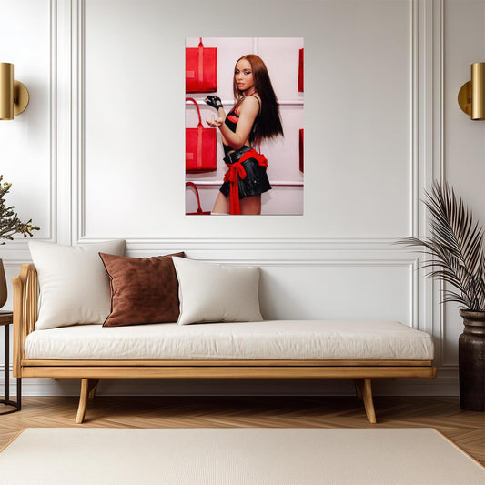 Girlset Savanna | Commas Photo | Girl Group Poster - Music Poster