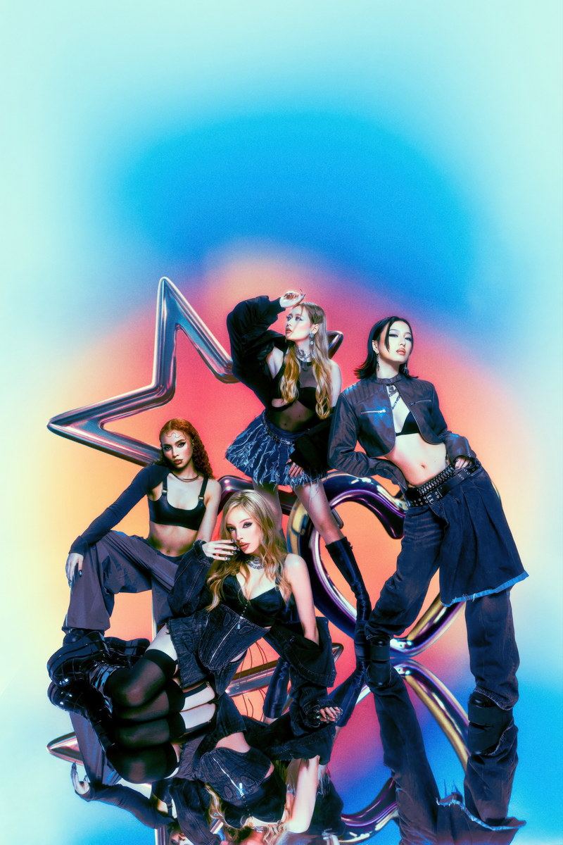Girlset Group | Little Miss Art | K-pop Aesthetic Poster - Music Poster