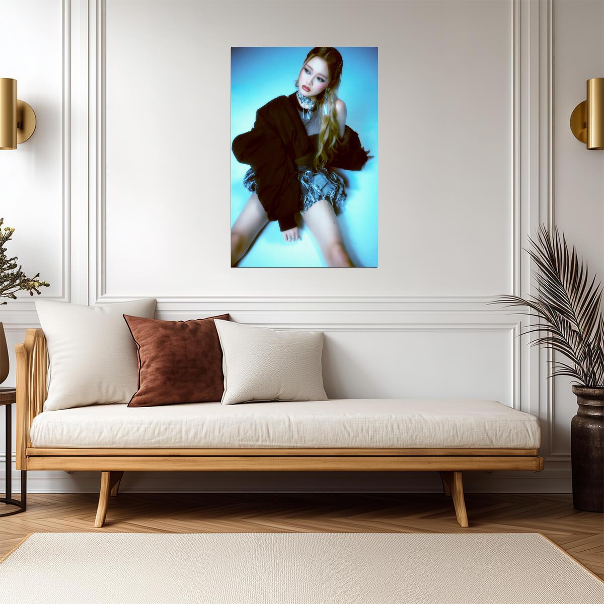 Girlset Kendall | Little Miss Art | Cool Aesthetic Poster - Music Poster