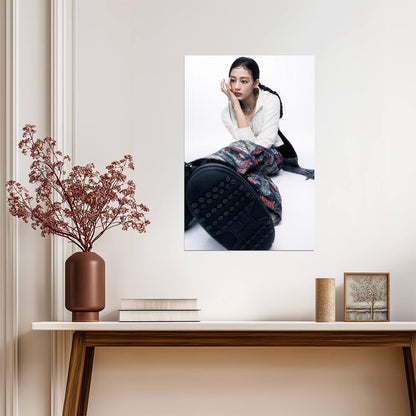 NJZ Group | NewJeans Look | Earthy Tone Poster - Music Poster