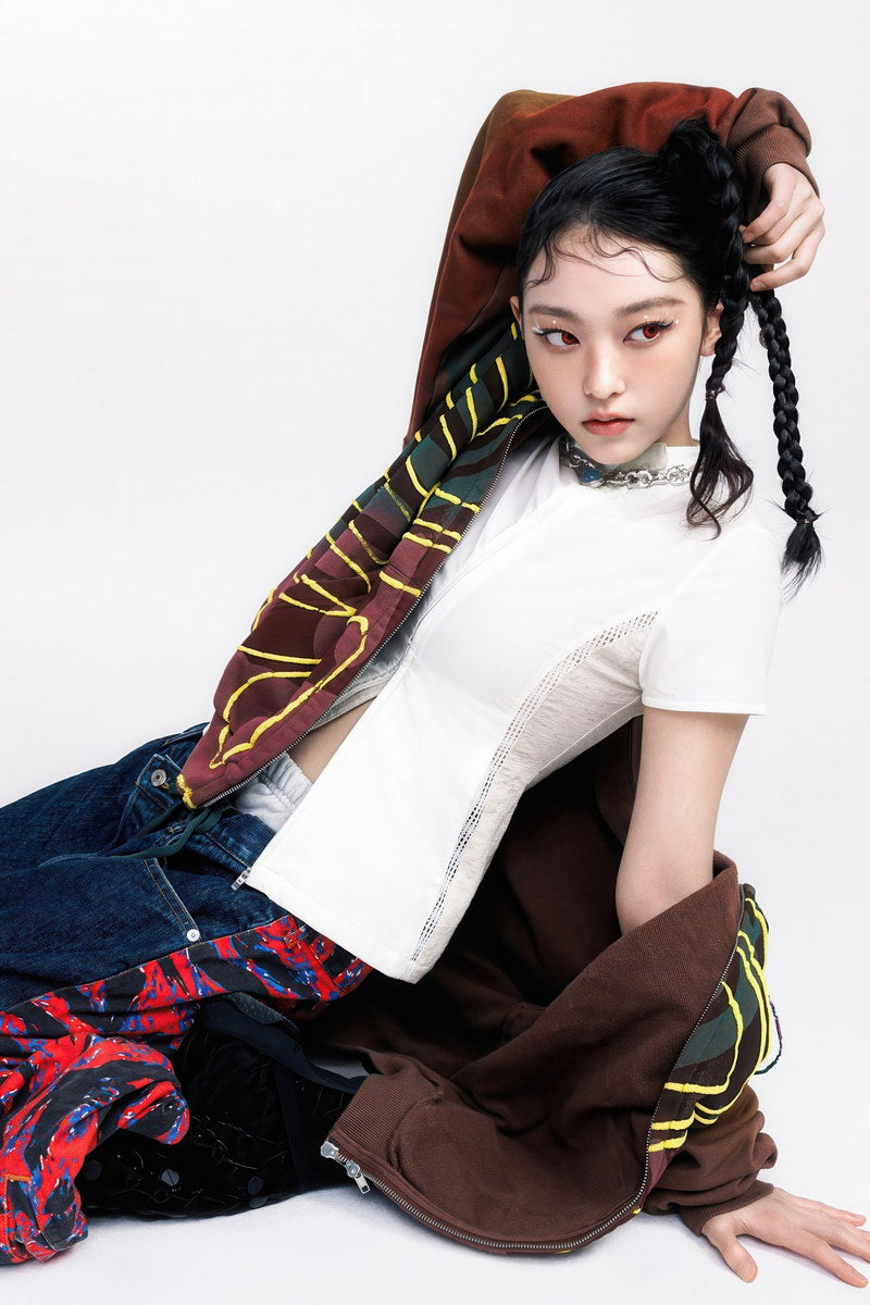 NJZ Group | NewJeans Shot | K-pop Group Poster - Music Poster
