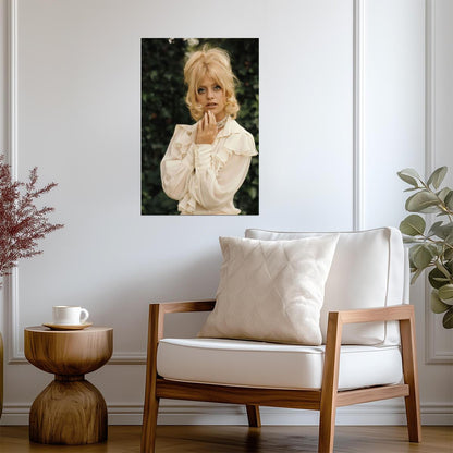 Goldie Hawn Young Blonde Portrait Poster | Actress Wall Art Print - Celebrities Poster