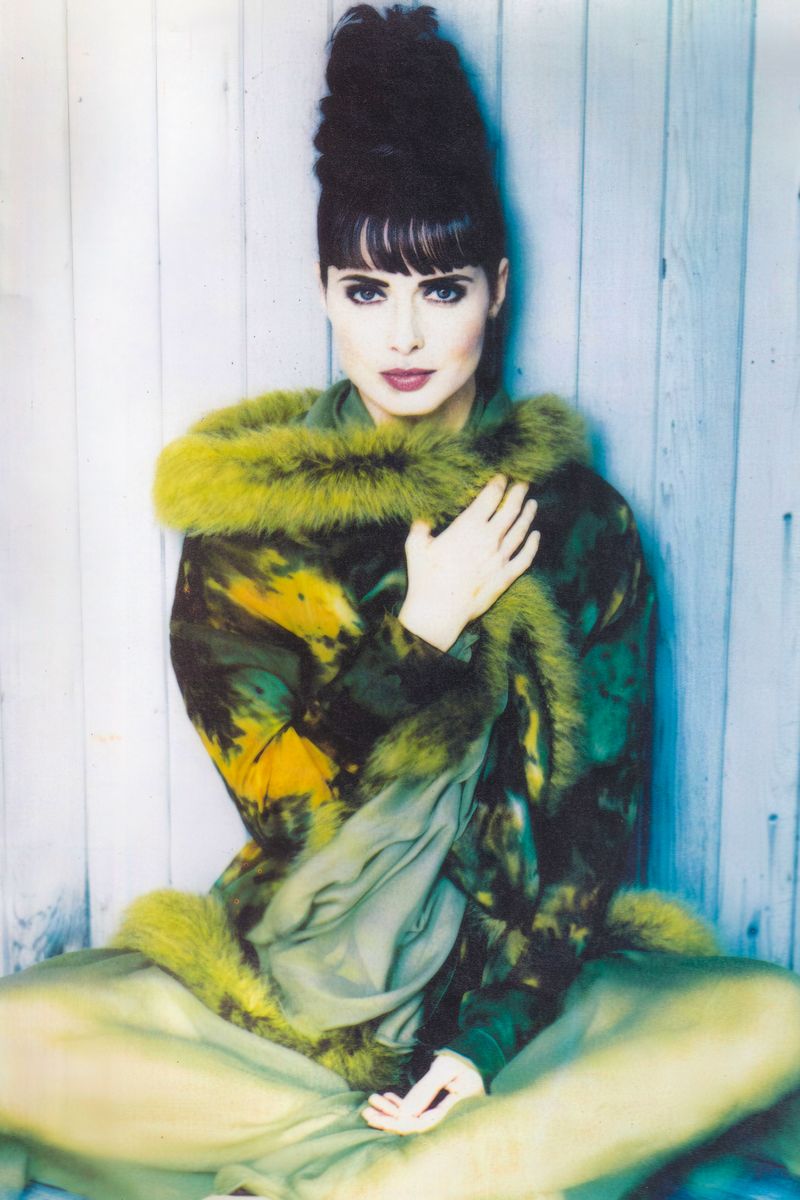 Isabella Rossellini Fashion Photoshoot Poster | Model Wall Art Print - Celebrities Poster