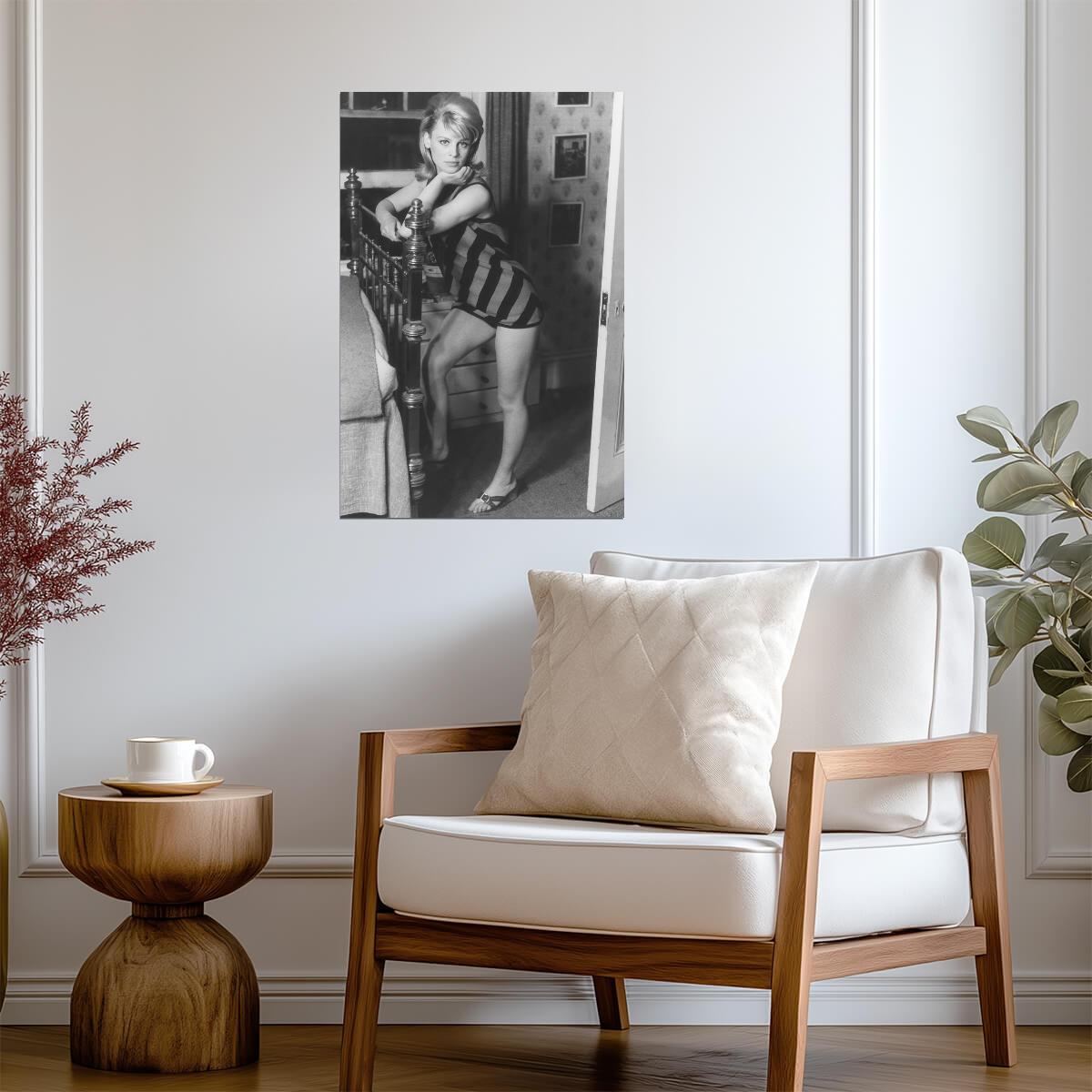 Julie Christie in Dress Poster | Black and White Full Body Wall Art Print - Celebrities Poster