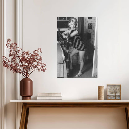 Julie Christie in Dress Poster | Black and White Full Body Wall Art Print - Celebrities Poster