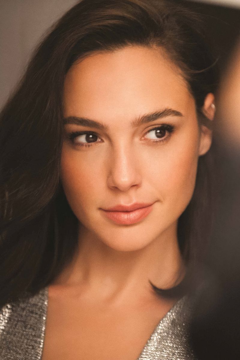 Gal Gadot Portrait Poster | Actress Wall Art Print - Celebrities Poster