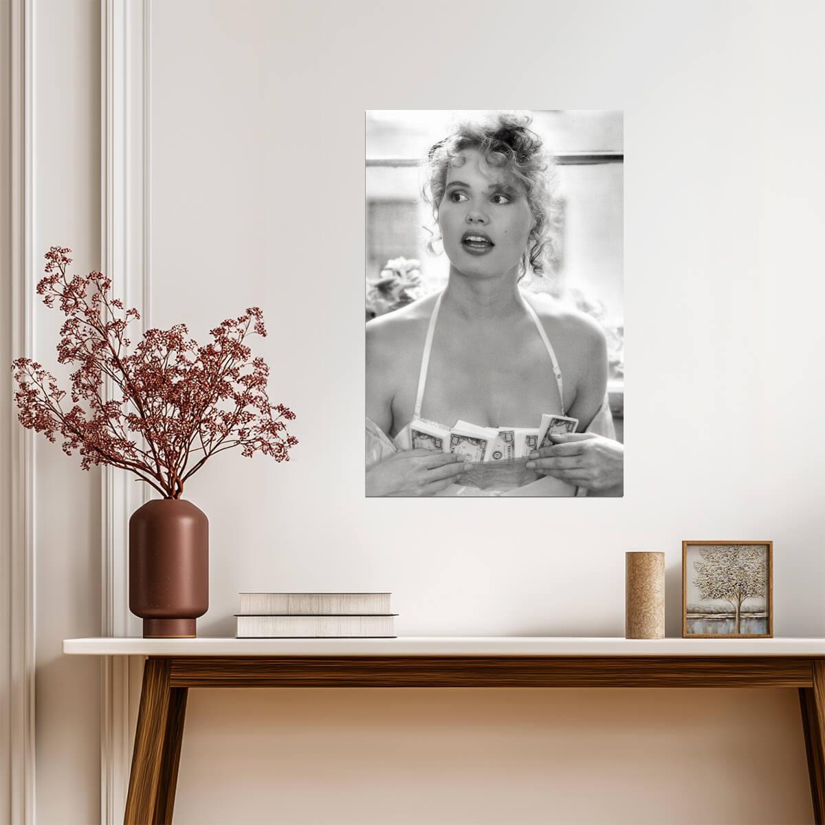 Geena Davis Black and White Portrait Poster | Décolleté Wall Art Print - Celebrities Poster