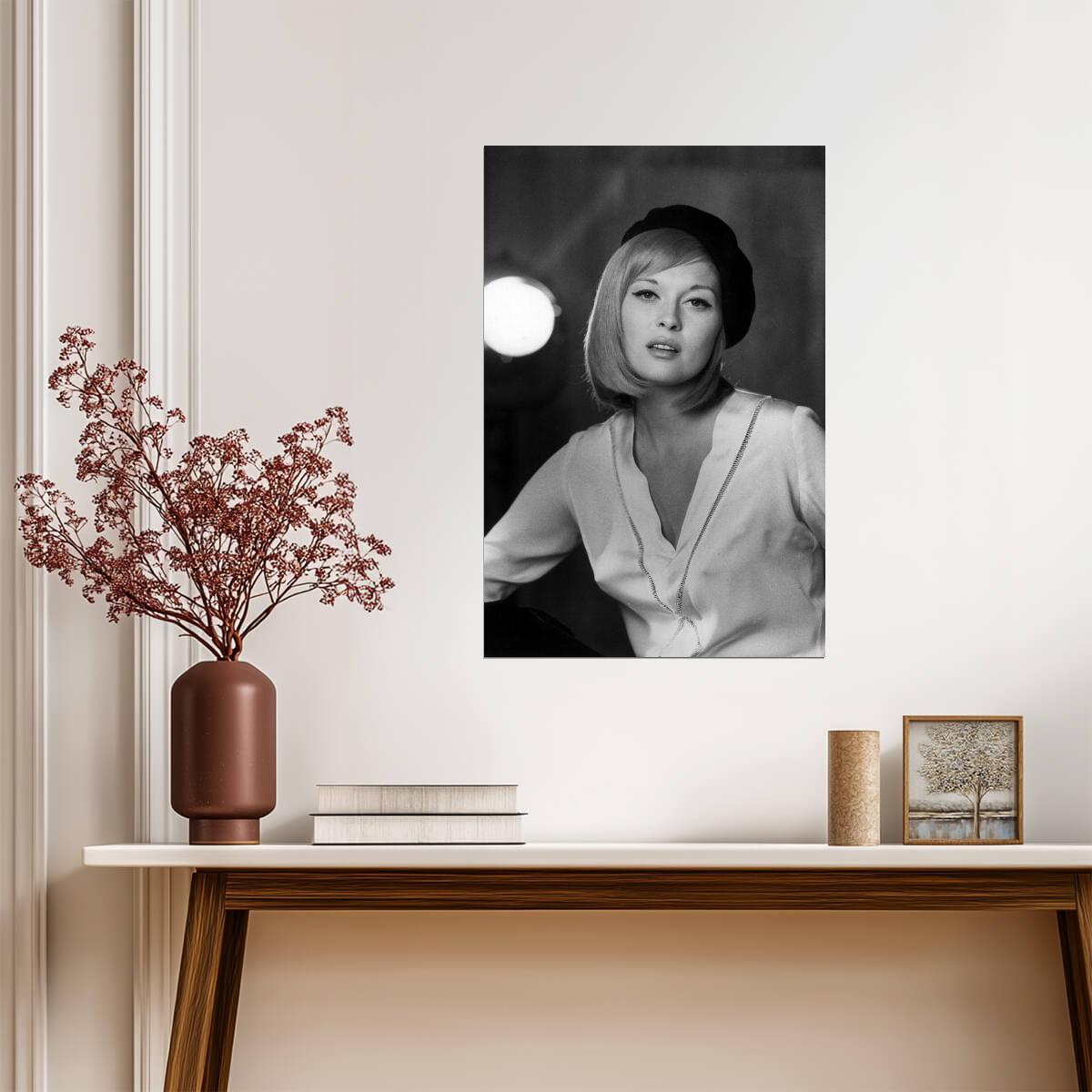 Faye Dunaway Black Beret Poster | Black and White Portrait Wall Art Print - Celebrities Poster