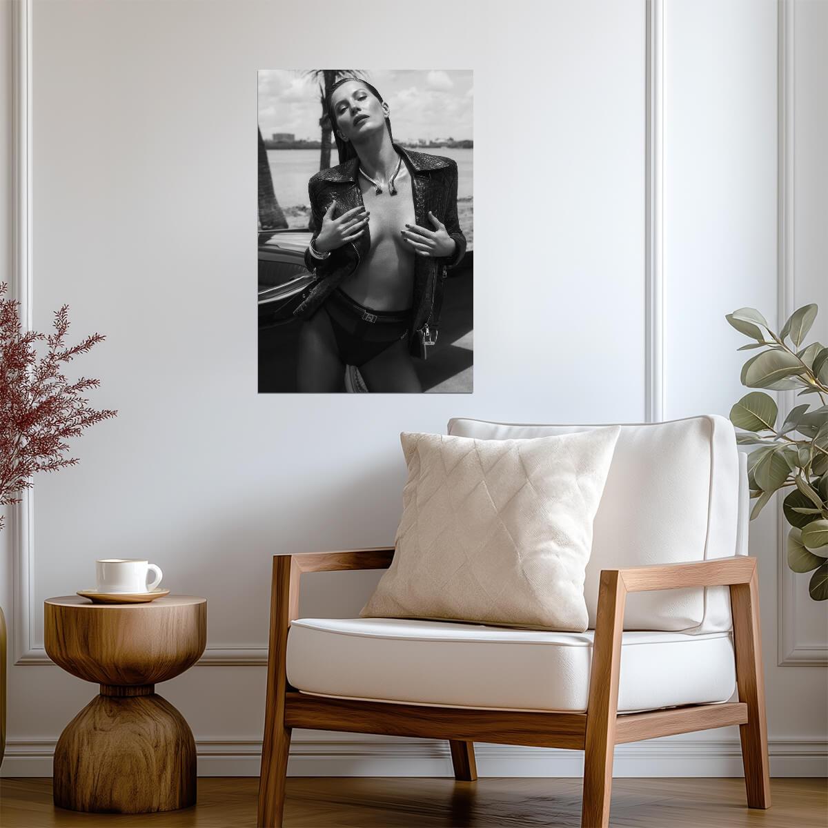 Gisele Bundchen in Open Jacket Poster | Sexy Model Wall Art Print - Celebrities Poster