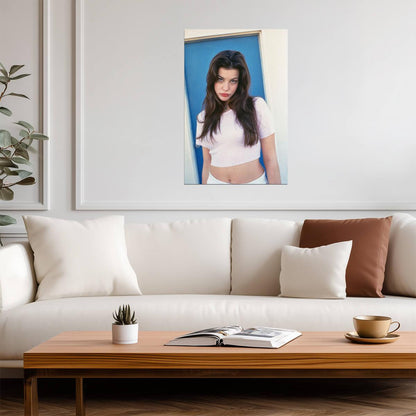 Liv Tyler Portrait Poster | Vintage Wall Art Print - Celebrities Poster